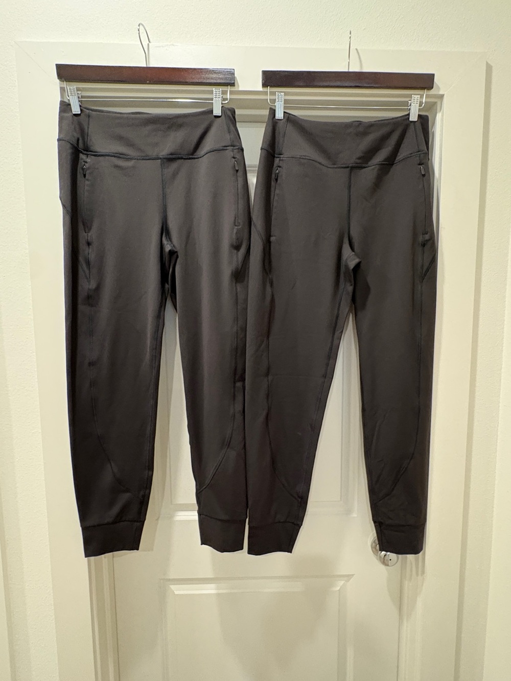 Athleta Rainier Jogger Two Pair Black Medium Tall